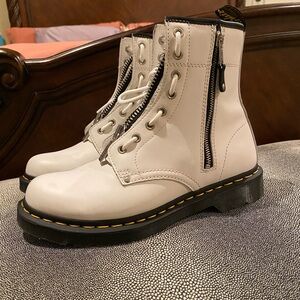 DOC MARTENS 🥾 🍂